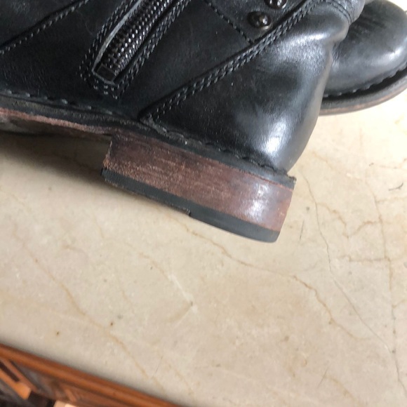 Ugg leather boot - Picture 6 of 6